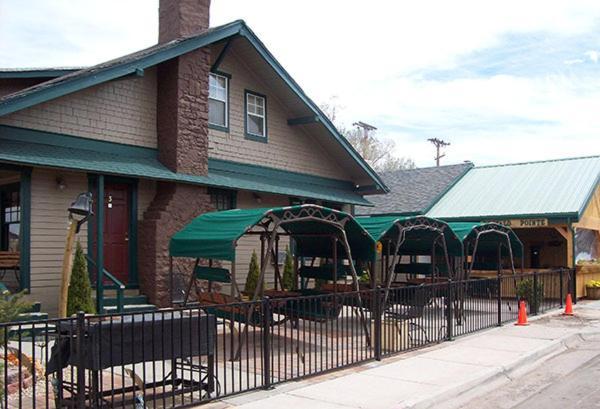 Buffalo Pointe Inn Williams Exterior photo
